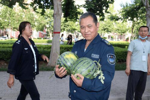 吃瓜在现场,揭秘娱乐圈幕后真相