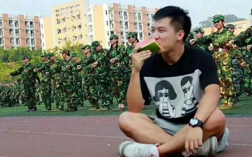 全网吃瓜最快的学生,这位学生如何成为校园热点？