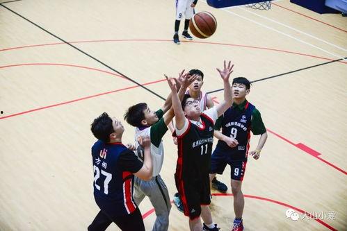 篮球女友吃瓜图片,揭秘球场背后的甜蜜故事