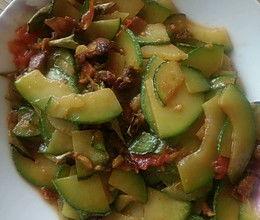 云南怒江小伙吃瓜,揭秘怒江特色“吃瓜”文化