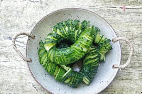 做月可以吃瓜,一场别开生面的月夜食瓜盛宴