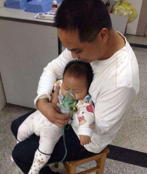 小孩吃瓜卡到喉咙,儿童吃瓜卡喉紧急应对指南