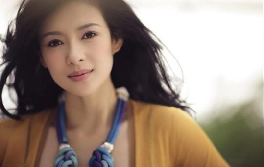 泰国女星吃瓜视频,瓜田李下，真相成谜