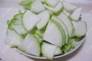 月子里可以吃瓠子瓜尖吗,月子期间适宜食用瓠子瓜尖的探讨