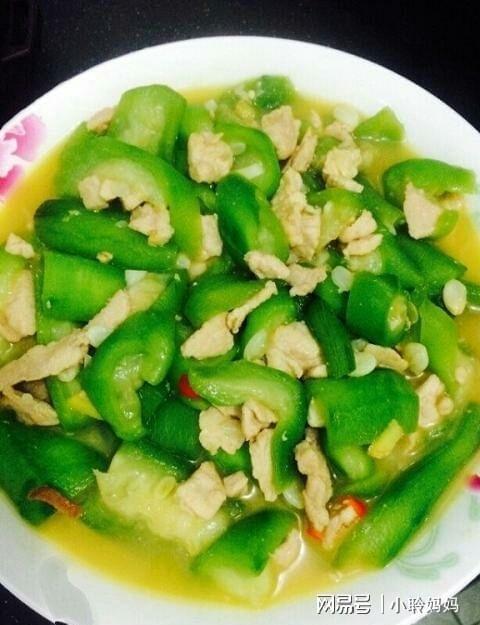 月子里可以吃瓠子瓜尖吗,月子期间适宜食用瓠子瓜尖的探讨