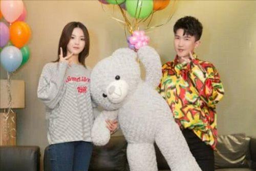 迷茫吃瓜人,在迷茫吃瓜人生中寻找自我定位